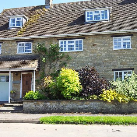 Stone House Bed and Breakfast Sulgrave Exteriör bild